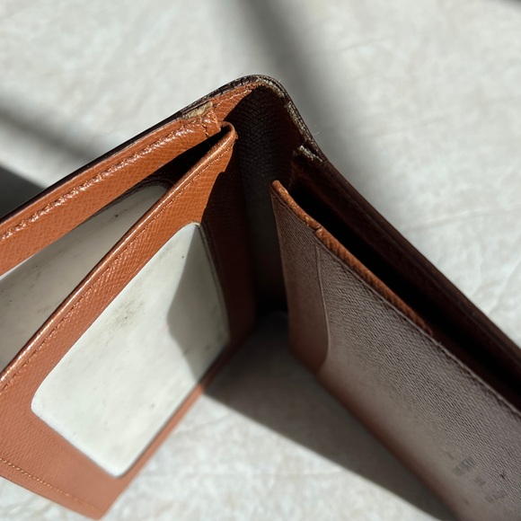 Louis Vuitton Black and Gold Monogram Card Holder - Picture 12 of 17